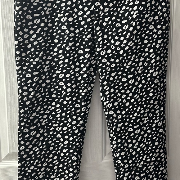 Bnwt so slimmingg Brigette pants - Picture 6 of 6
